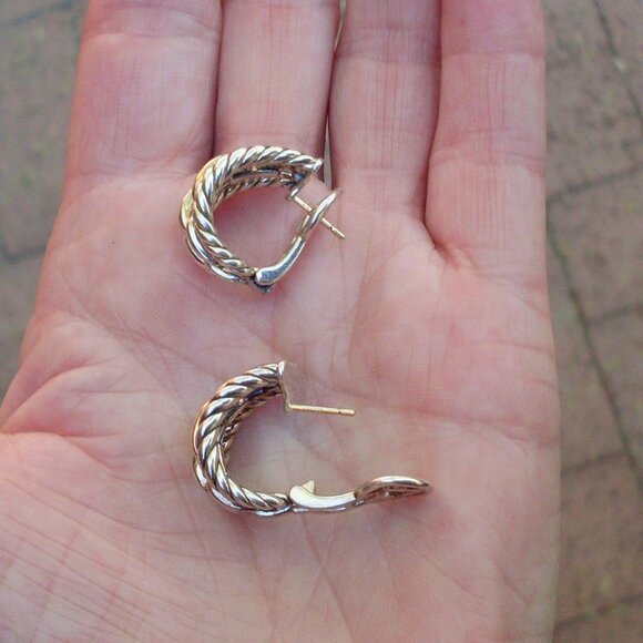 Retired David Wellesley Hoop Earrings - Omega Backs - 18K/925 - Picture 7 of 11